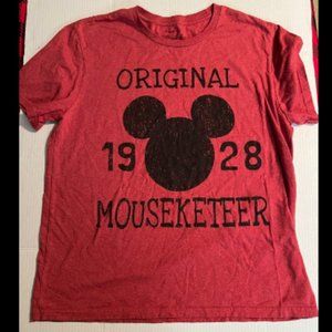 Disney Original Mouseketeer 1928 t shirt (Adult XL) No rips or stains